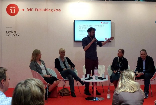 Lektorenverband VFLL Diskussion mit Nele Neuhaus auf der Buchmesse Frankfurt 2014